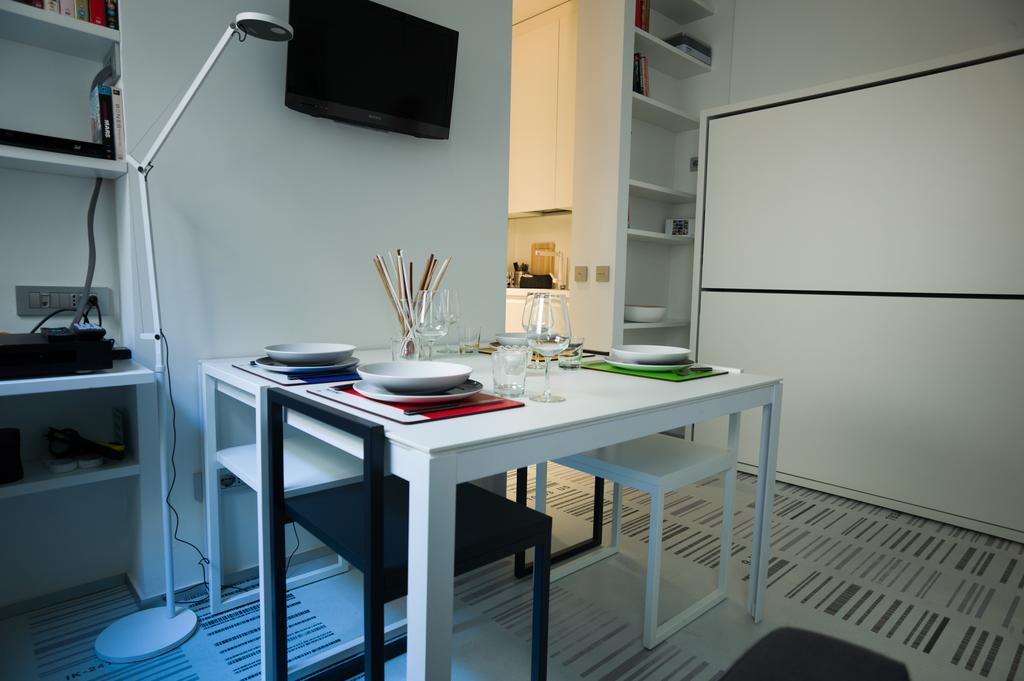 Stylish Mini In The Heart Of Apartment Mailand